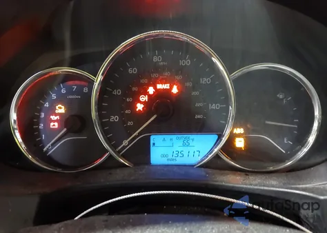 2016 Toyota Corolla Le z USA, uszkodzony, nr VIN 2T1BURHE1GC557355